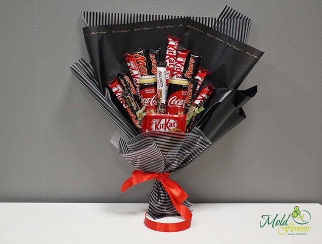 Bouquet of Mars, KitKat, and Coca-Cola Chocolates (made to order, one day) photo